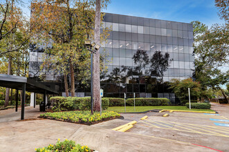 2180 North Loop W, Houston, TX for rent Building Photo- Image 1 of 19