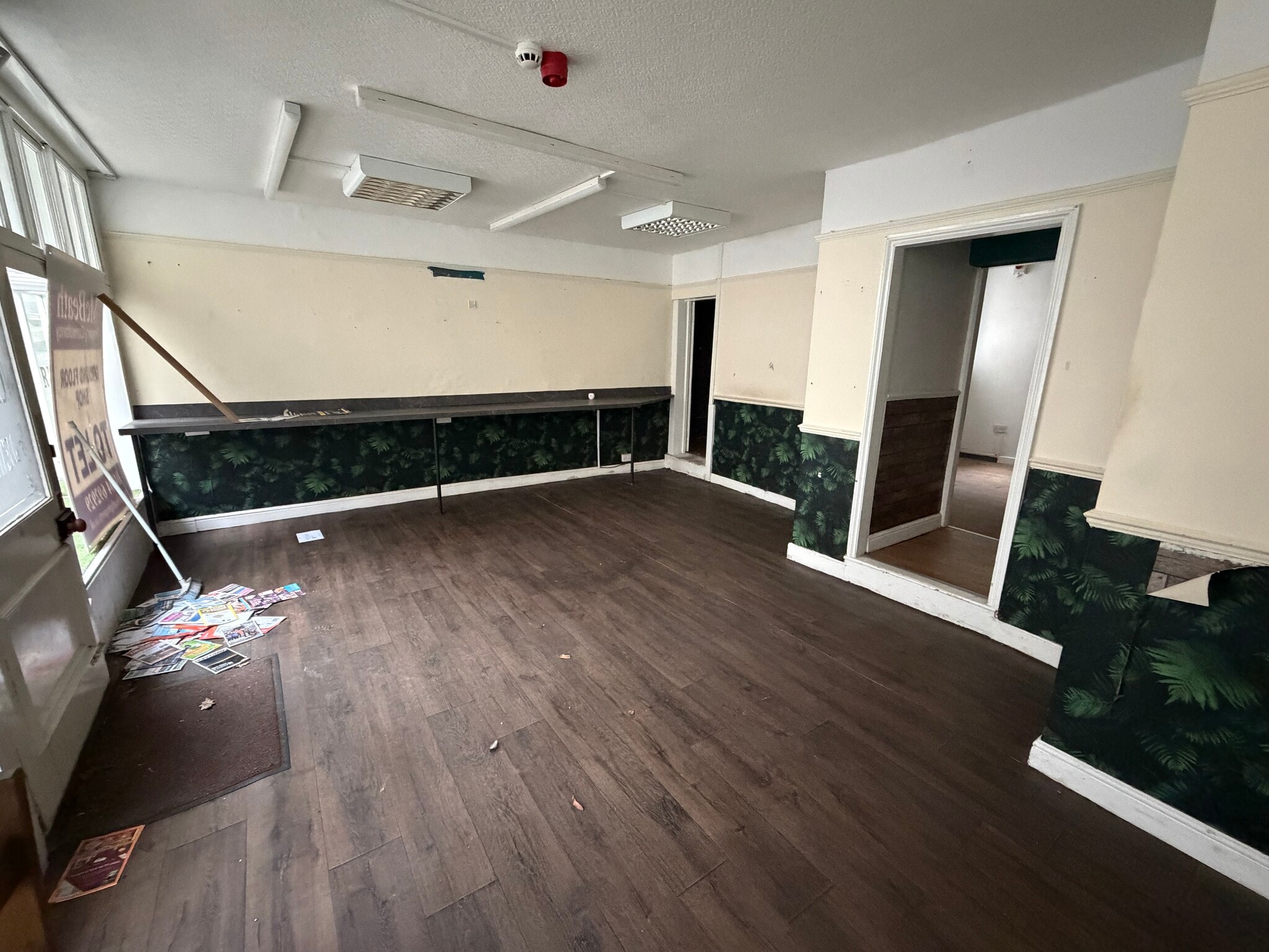 37 Burgate, Pickering to rent Interior Photo- Image 1 of 4