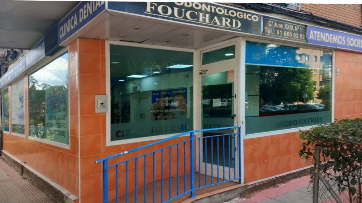 Retail in Coslada, Madrid to rent Primary Photo- Image 1 of 11