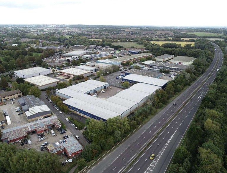 Station Ln, Witney for sale - Building Photo - Image 1 of 1