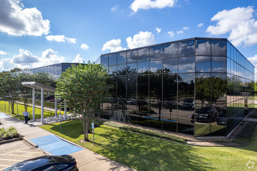 25722 Kingsland Blvd, Katy, TX for rent - Building Photo - Image 1 of 8