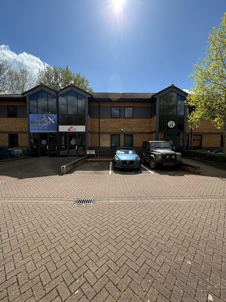 Trinity Way, Adderbury for sale - Building Photo - Image 3 of 15