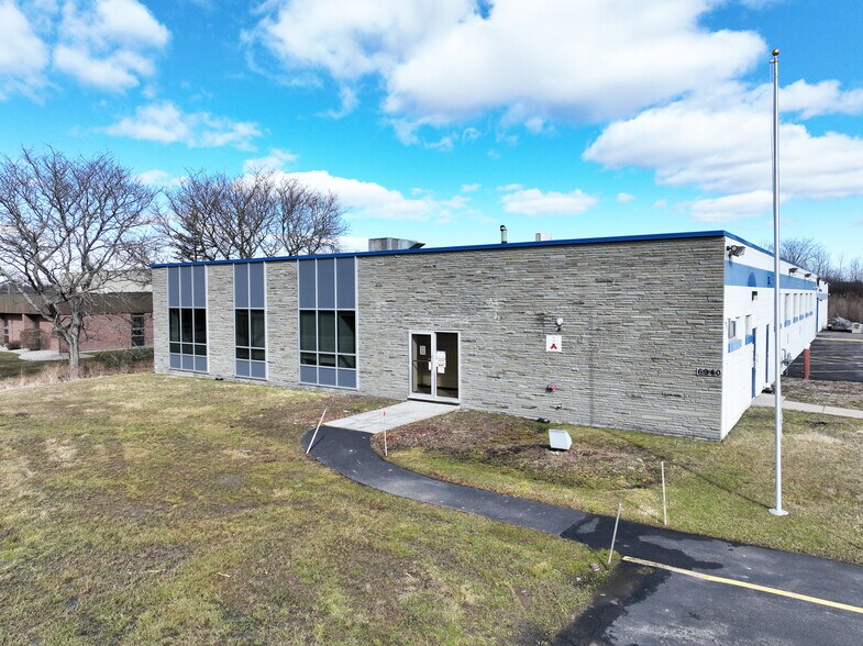 6940 Fly Rd, East Syracuse 13057