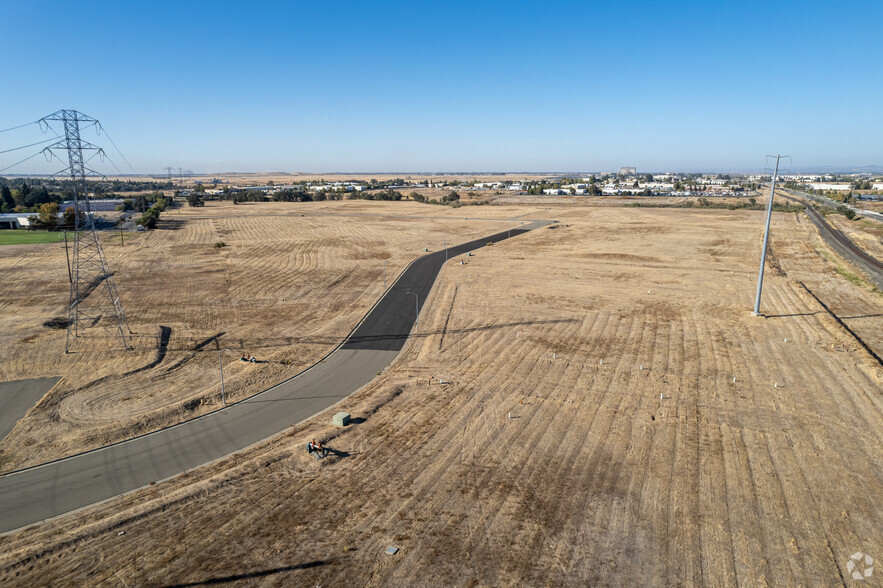 Winding Creek Way, Roseville, CA for rent - Aerial - Image 2 of 6