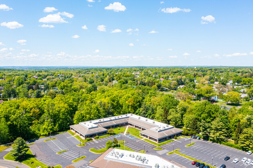 700 Business Center Dr, Horsham, PA for rent - Aerial - Image 2 of 4