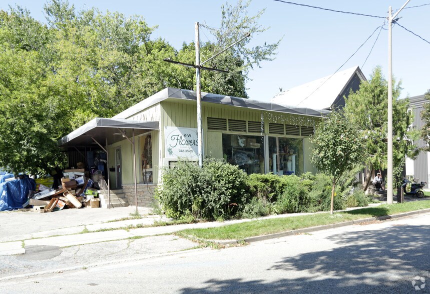 28 Laurel St, Waterloo, ON for sale - Primary Photo - Image 1 of 1