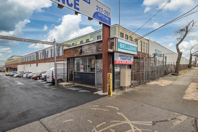 More details for 297 Getty Ave, Paterson, NJ - Industrial for Rent