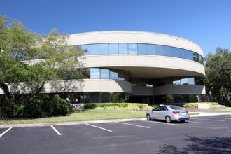 5404 Cypress Center Dr, Tampa, FL for rent Building Photo- Image 1 of 38