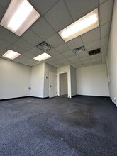 3350 Ulmerton Rd, Clearwater, FL for rent Building Photo- Image 2 of 7