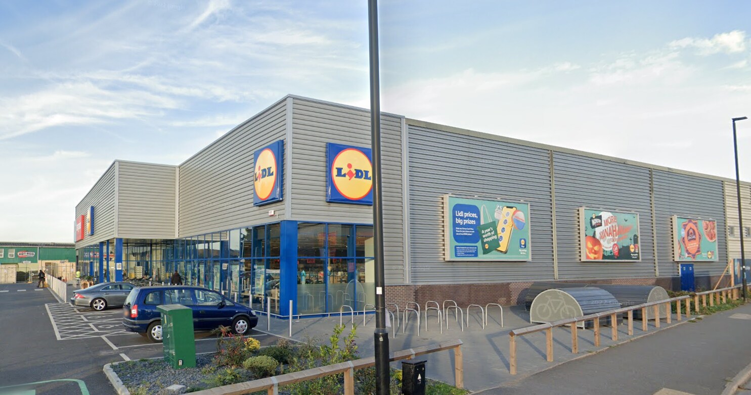 Hayes Rd, Southall for sale Primary Photo- Image 1 of 1