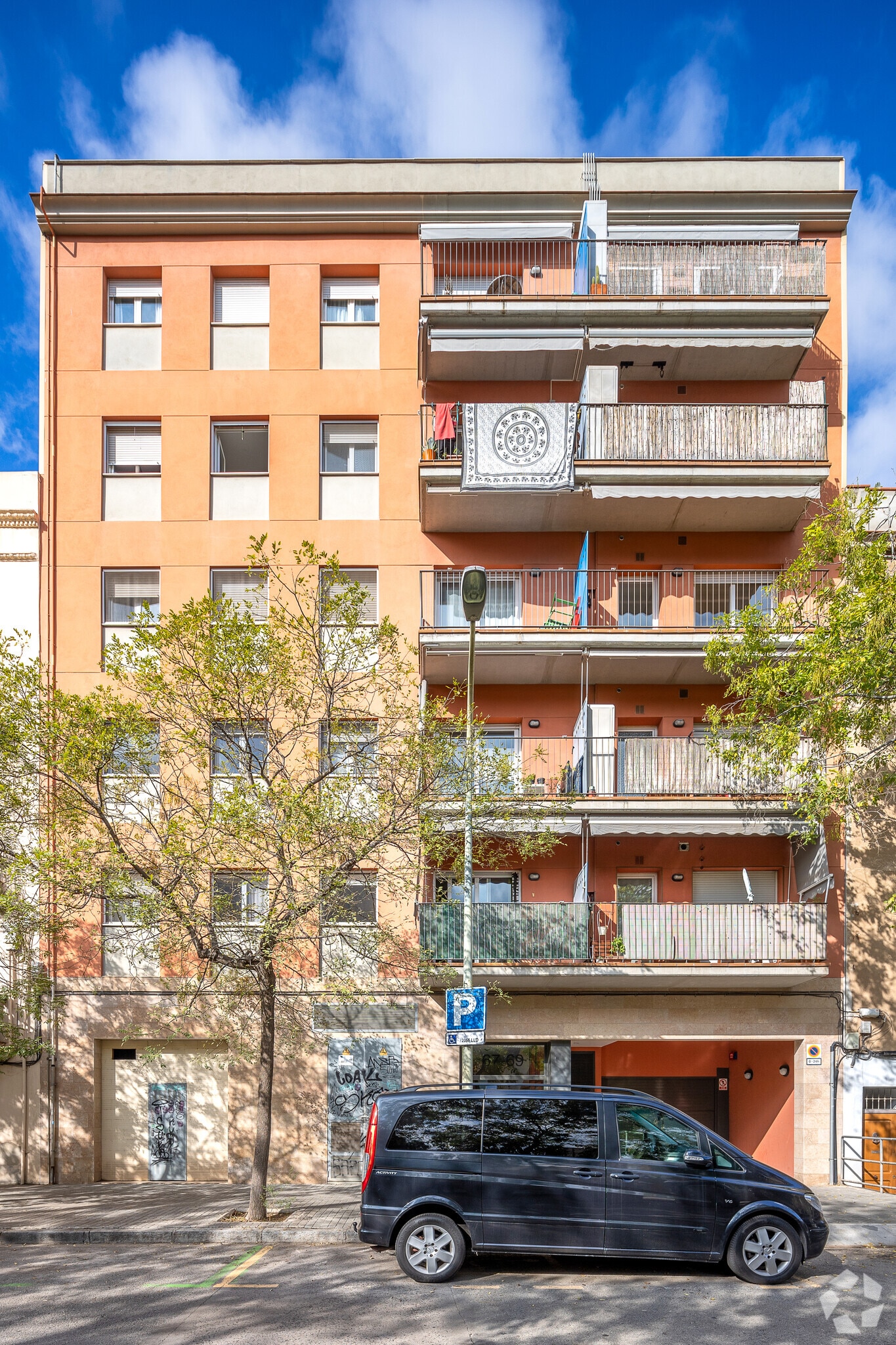 Build-to-Rent in Barcelona, Barcelona for sale Primary Photo- Image 1 of 2