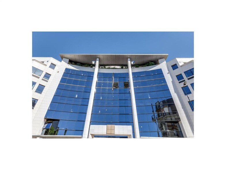 108-116 Rue Victor Hugo, Levallois-Perret to rent - Building Photo - Image 2 of 9
