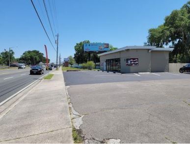 1416 E Silver Springs Blvd, Ocala, FL for rent - Building Photo - Image 2 of 5