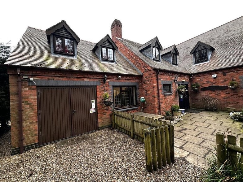 Brockhill Ln, Redditch for sale - Building Photo - Image 2 of 18