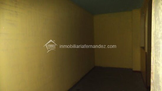 Retail in Cáceres, Cáceres to rent - Building Photo - Image 2 of 19