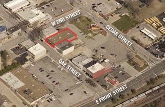 133 Oak St, Bonner Springs, KS - aerial  map view