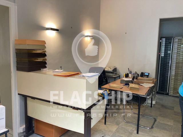 Location Bureaux 30 m² - Photo 1