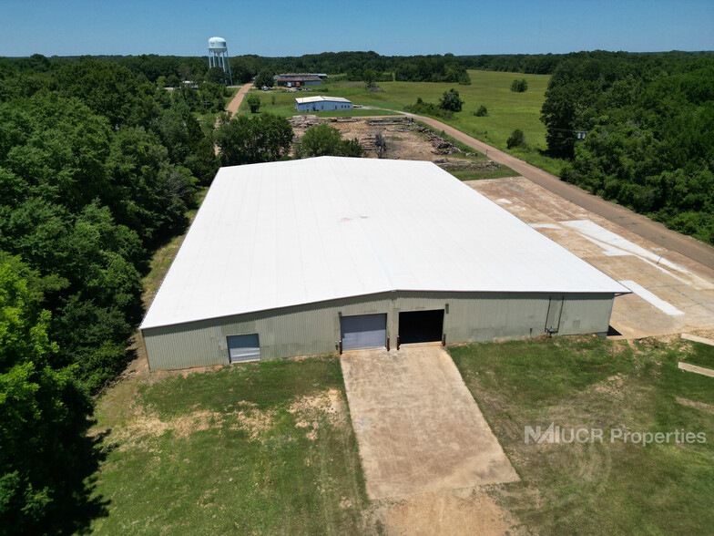 405 Commerce Park Ave, Canton, MS for rent - Building Photo - Image 3 of 17