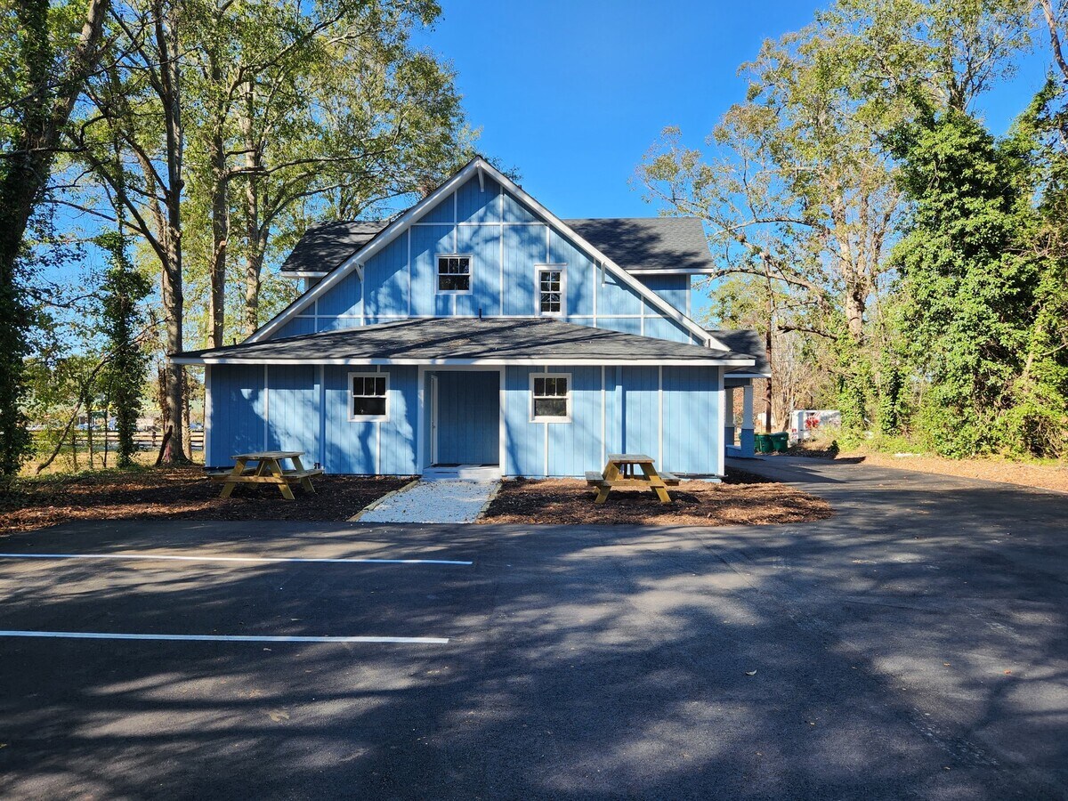 199 E Broad St, Winder 30680 Office for Sale