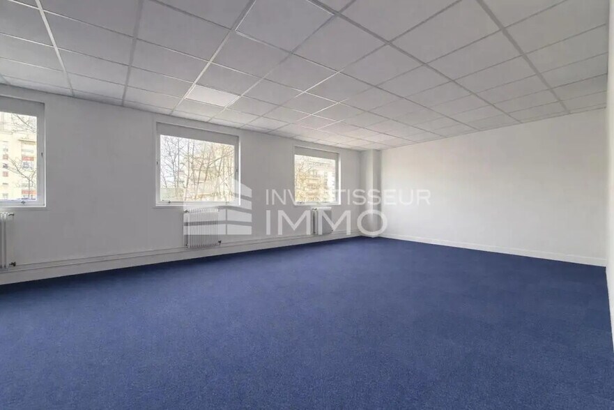 Office in Lognes to rent - Interior Photo - Image 3 of 6
