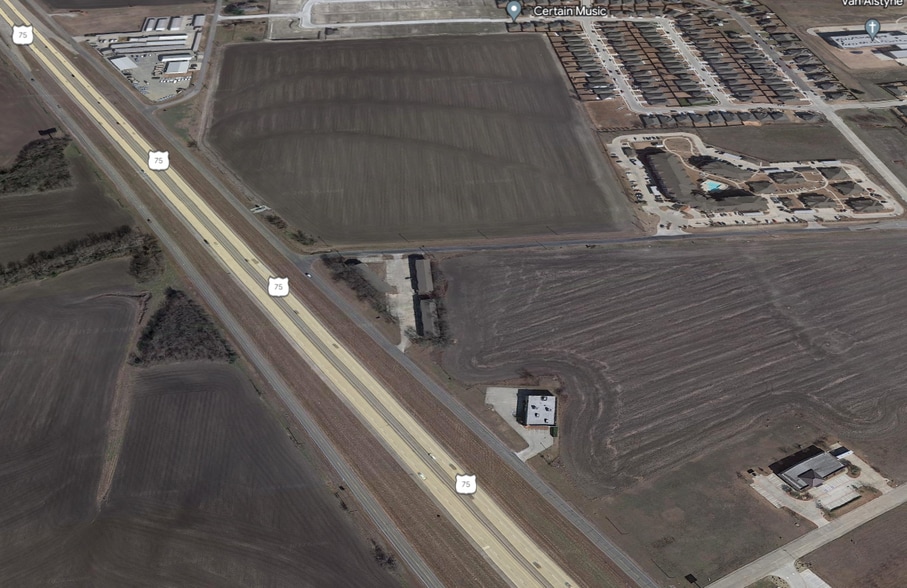 NEC US Highway 75 & Texana St, Van Alstyne, TX for rent - Aerial - Image 3 of 7