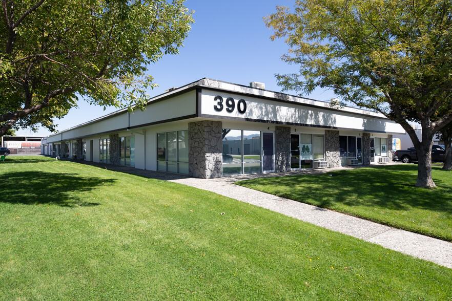 390 Freeport Blvd, Sparks, NV for sale - Primary Photo - Image 1 of 14