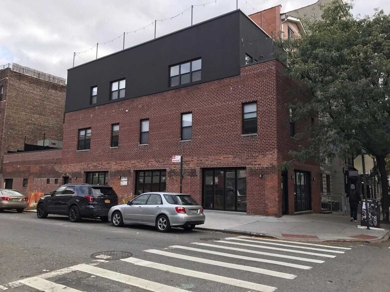 335 Bedford Ave, Brooklyn, NY for sale - Building Photo - Image 1 of 1