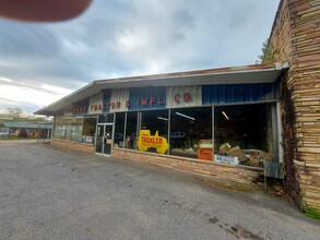 1583 Dellwood Rd, Waynesville, NC for sale Building Photo- Image 1 of 8