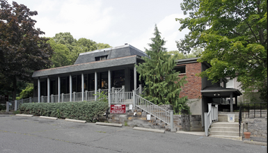 640 Belle Terre Rd, Port Jefferson, NY for rent Building Photo- Image 1 of 10