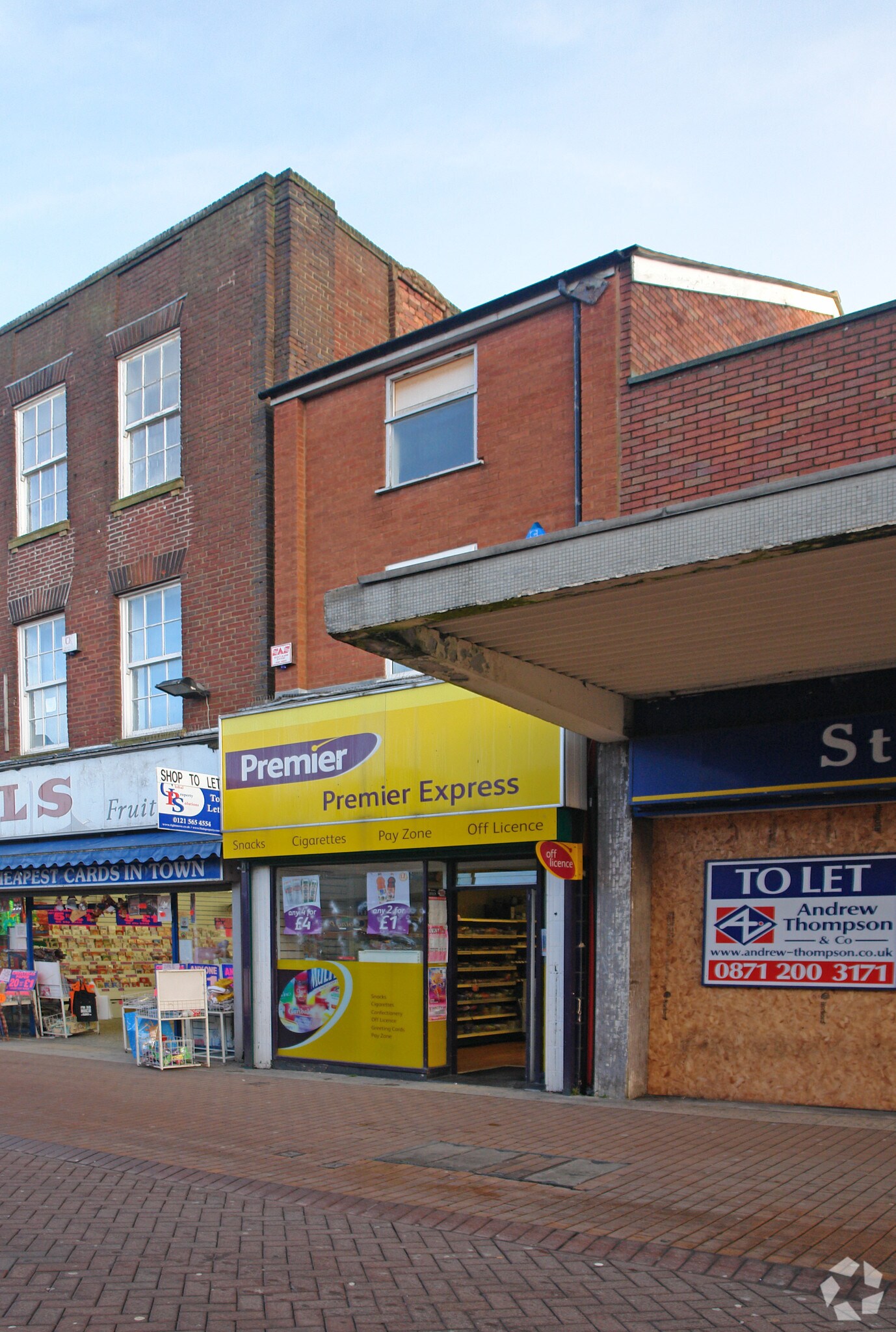 209 High Street Princess Para, West Bromwich for sale Primary Photo- Image 1 of 1
