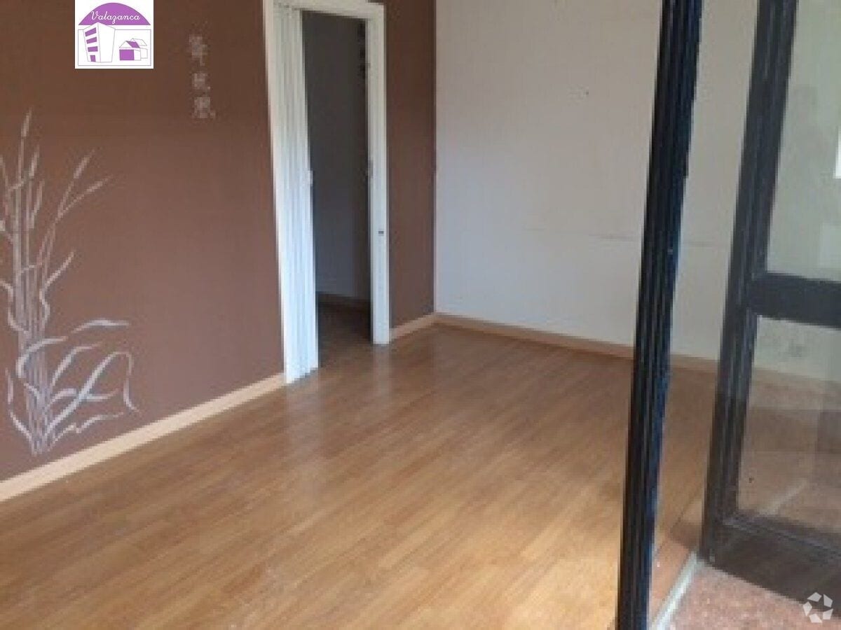 Parla, MAD 28981 -  -  - Interior Photo - Image 1 of 4