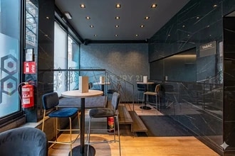 Retail in Barcelona, Barcelona to rent Interior Photo- Image 1 of 7