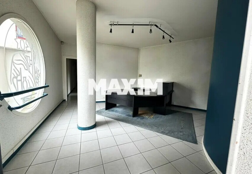 36 Rue Ledru Rollin, Dijon for sale - Interior Photo - Image 3 of 8