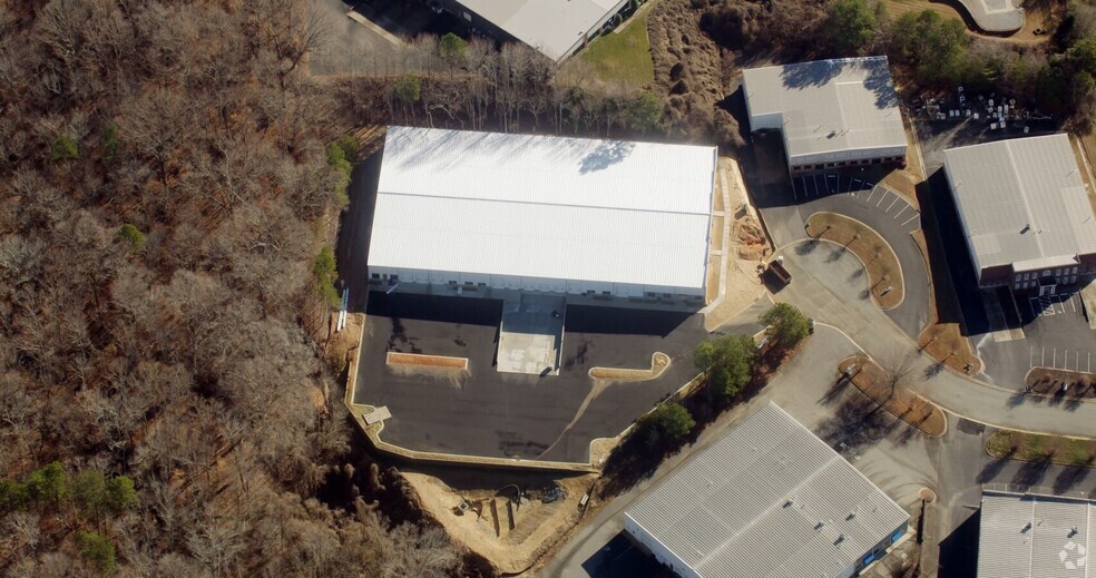 125 N Commercial Dr, Mooresville, NC for rent - Aerial - Image 3 of 6