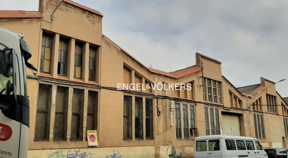 Industrial in Sabadell, Barcelona to rent - Building Photo - Image 2 of 5