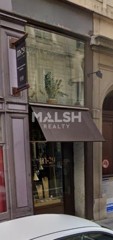Retail in Lyon to rent Building Photo- Image 1 of 2