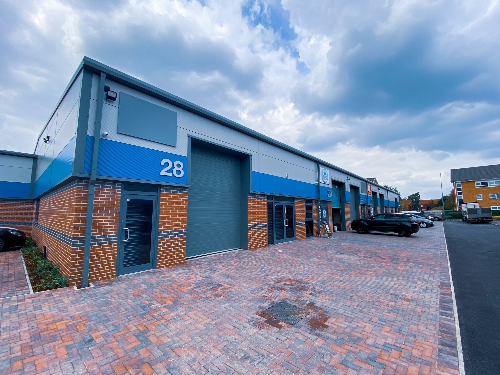 Warrington Rd, Leigh to rent Building Photo- Image 1 of 16