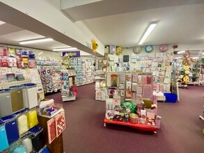 5-7 Lake St, Leighton Buzzard to rent Interior Photo- Image 2 of 7