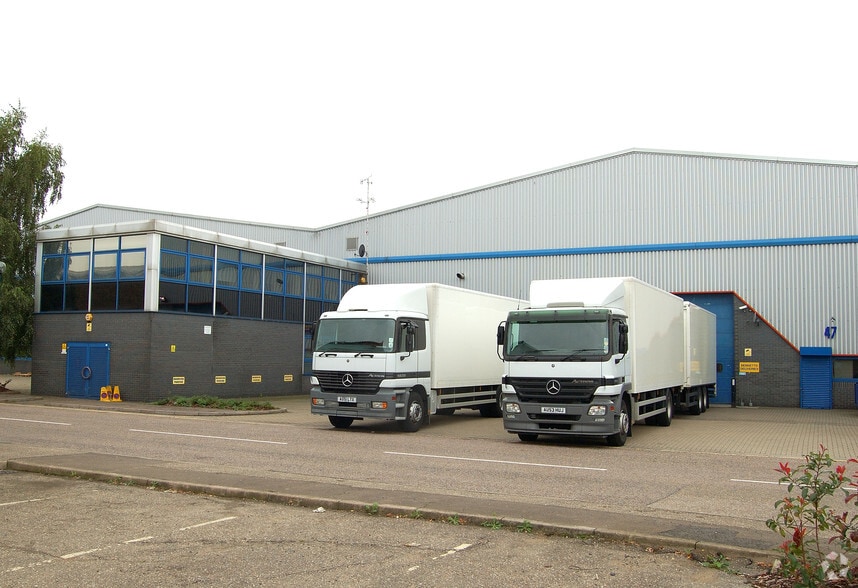 Hall Rd, Norwich to rent - Building Photo - Image 2 of 2