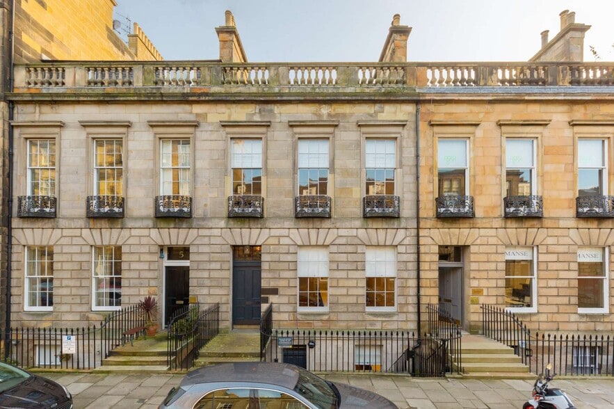 7 Alva St, Edinburgh to rent - Building Photo - Image 2 of 5