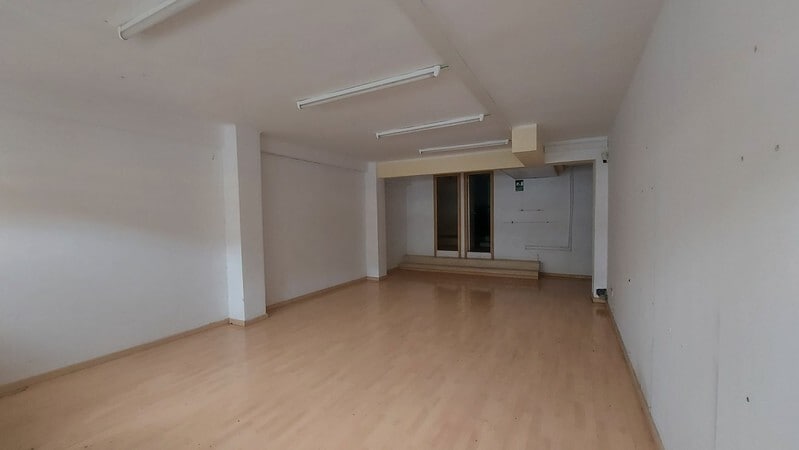 Reus, TAR 43204 - Unit 01 -  - Interior Photo - Image 1 of 3