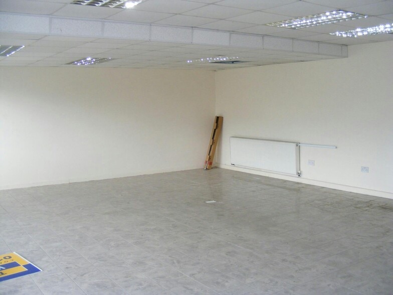 Harwood Rd, Rishton to rent - Building Photo - Image 2 of 3
