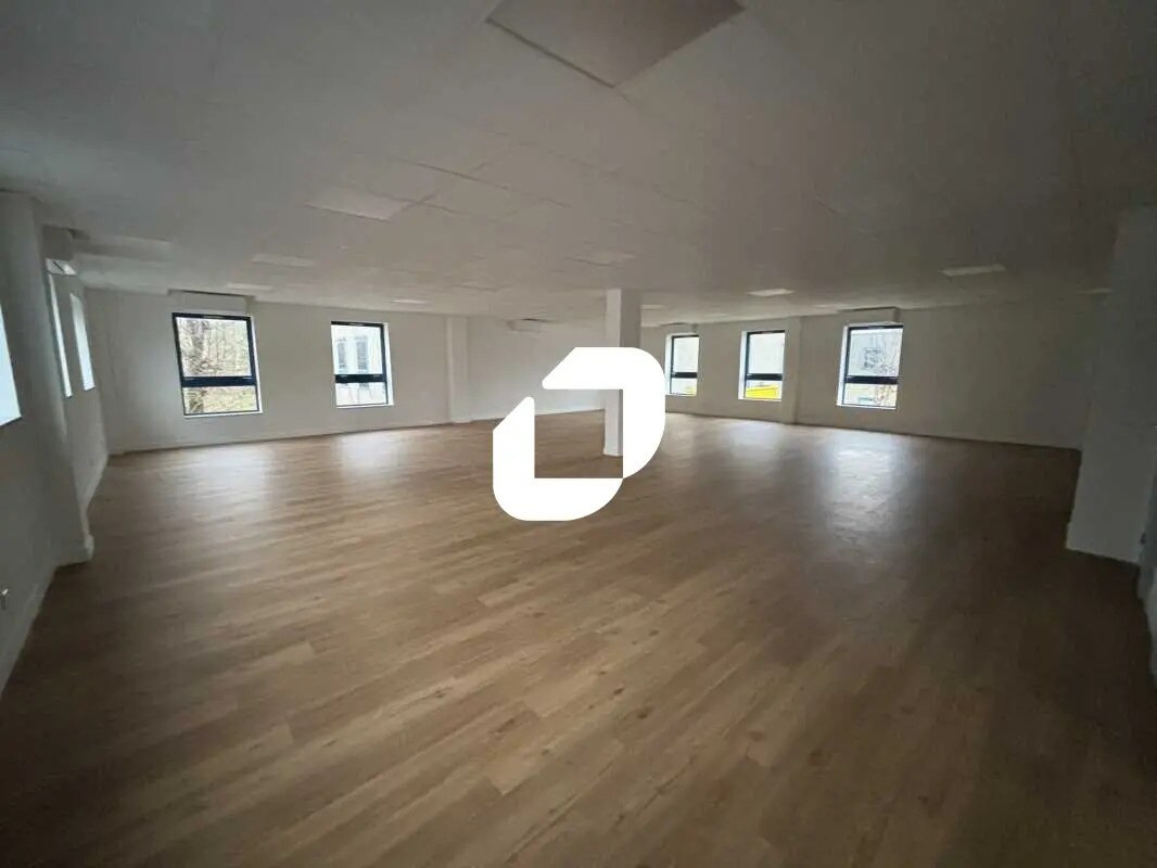 10 Quai De La Borde, Ris-Orangis to rent Interior Photo- Image 1 of 34