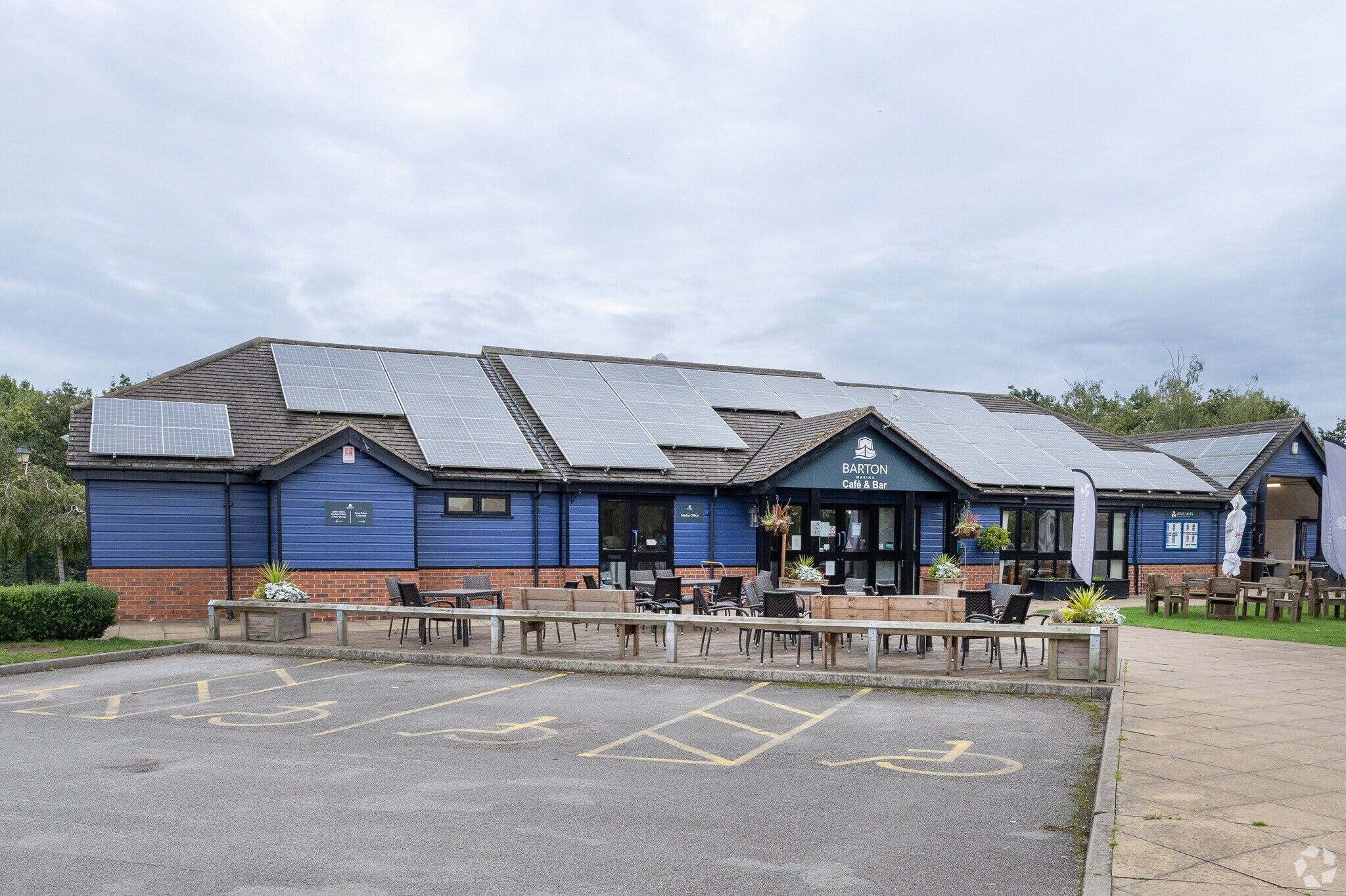 Barton Turn, Barton Under Needwood to rent Primary Photo- Image 1 of 3