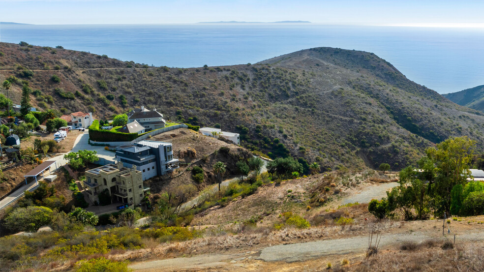 2826 Coralglen Dr, Malibu, CA for sale - Building Photo - Image 3 of 20