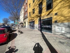 Retail in Madrid, Madrid to rent Interior Photo- Image 2 of 16