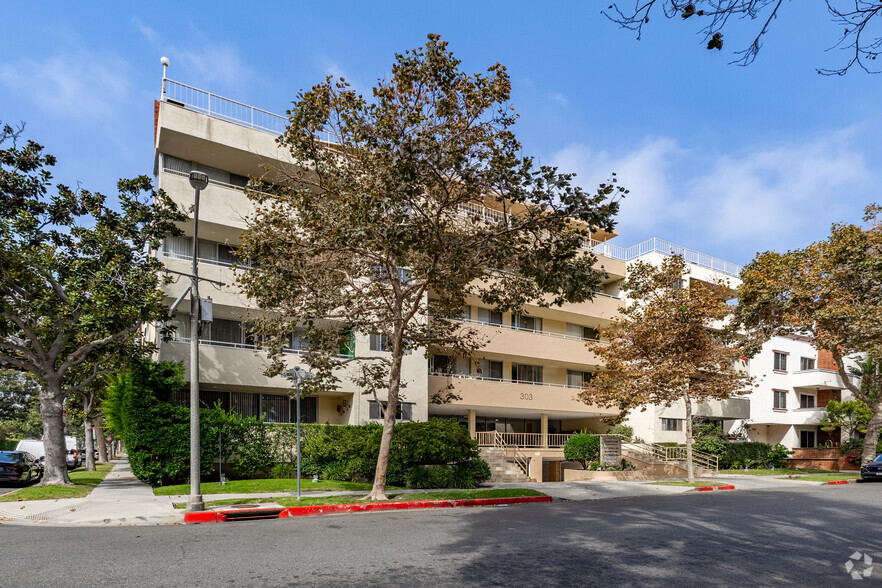 303 N Swall Dr, Beverly Hills, CA for sale - Building Photo - Image 1 of 30