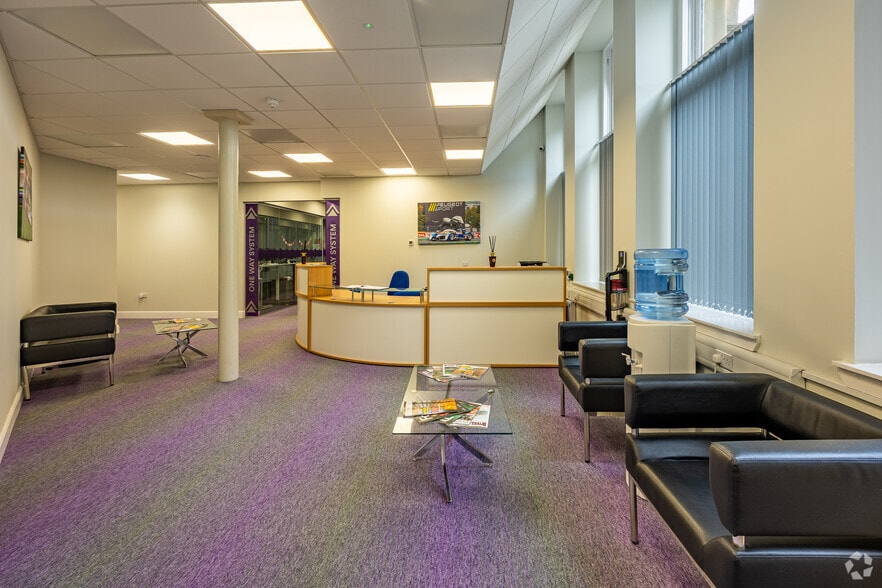 95 Morrison St, Glasgow to rent - Interior Photo - Image 3 of 22