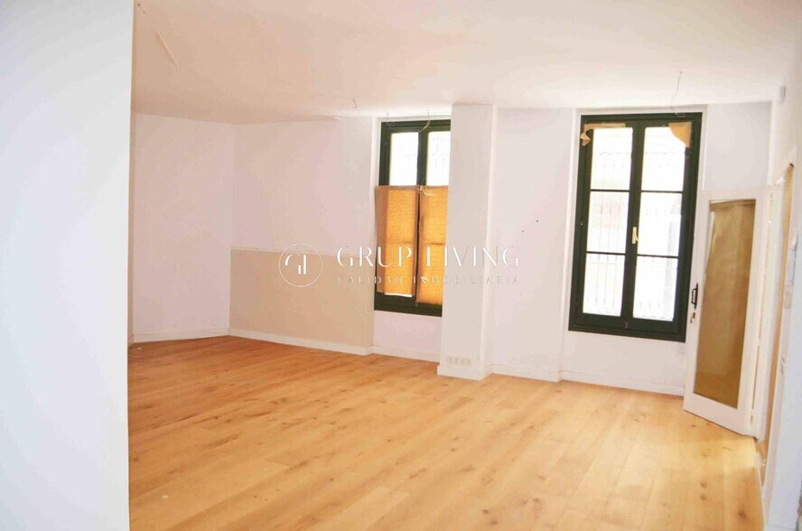 Retail in Sitges, Barcelona to rent - Primary Photo - Image 1 of 1