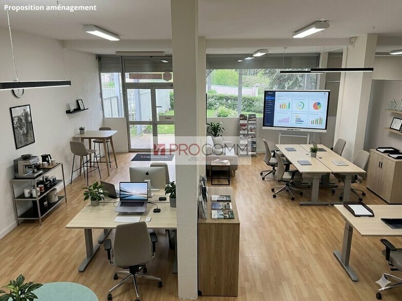 Retail in Corbas to rent - Interior Photo - Image 3 of 6